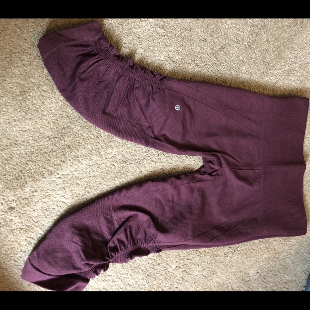 Cropped lulu lemon leggings